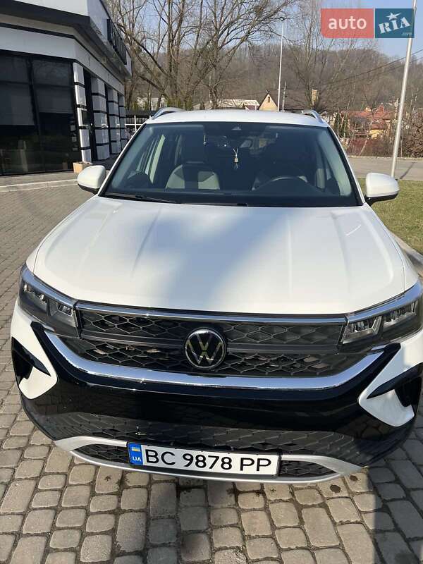 Volkswagen Taos (2021)