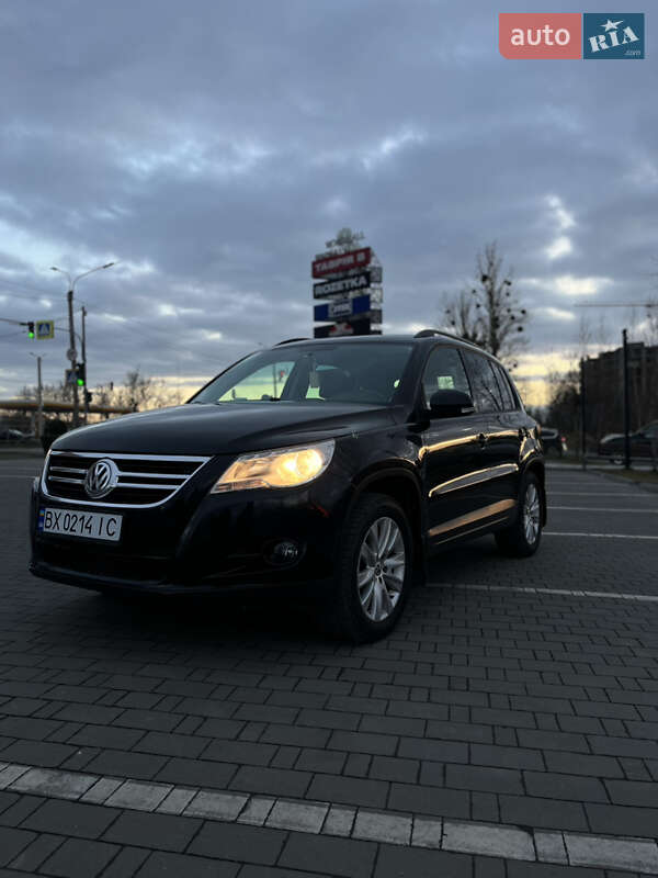 Volkswagen Tiguan (2010)