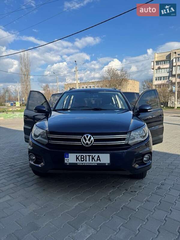 Volkswagen Tiguan (2016)