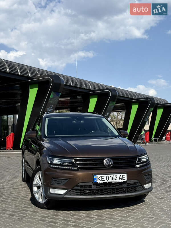 Volkswagen Tiguan (2017)