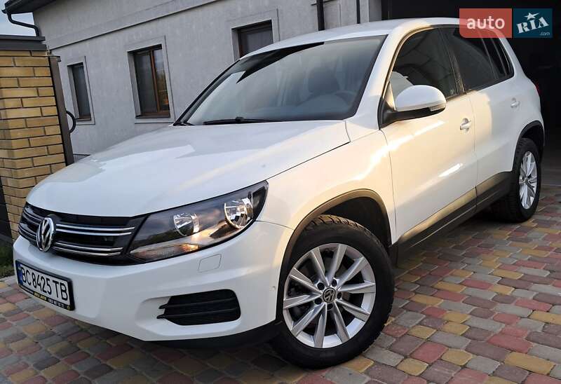 Volkswagen Tiguan (2017)