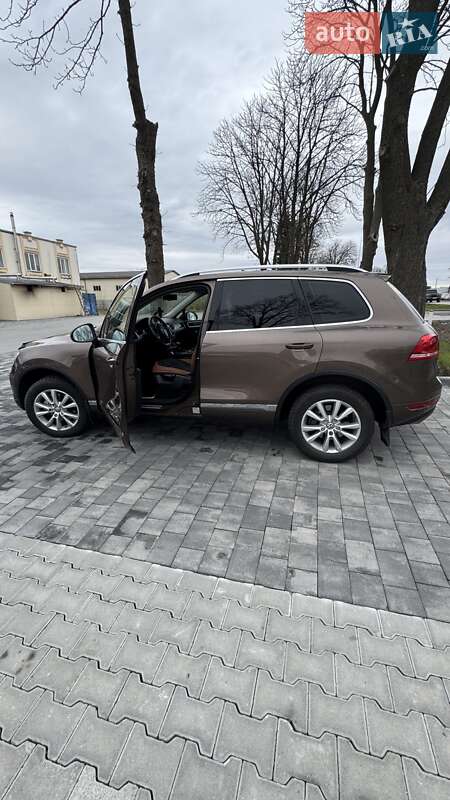Volkswagen Touareg (2012)