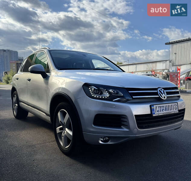 Volkswagen Touareg (2012)