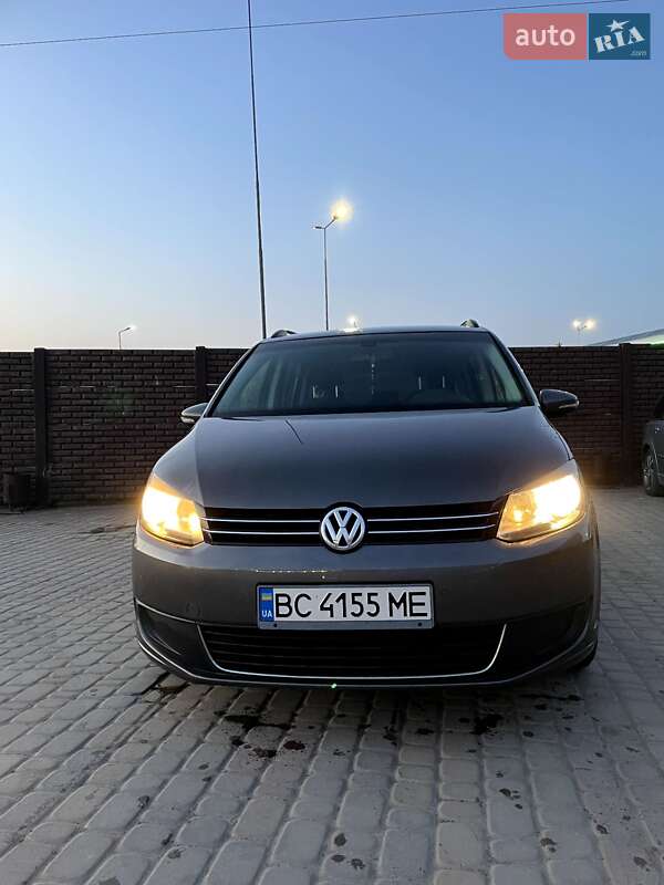 Volkswagen Touran (2011)