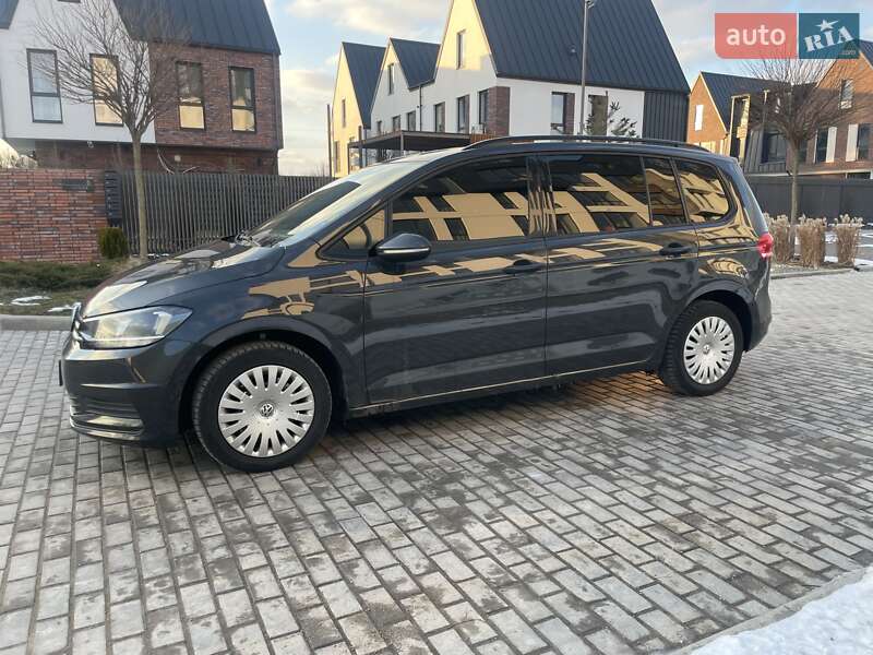 Volkswagen Touran (2016)