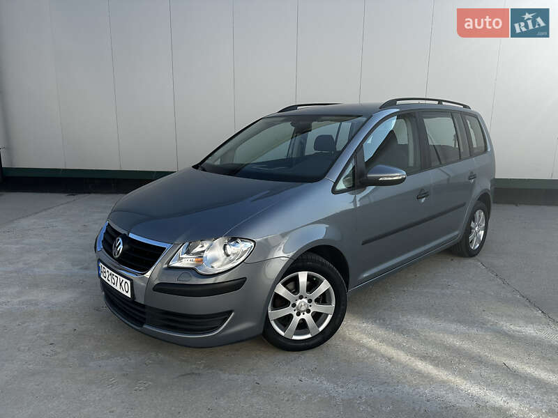 Volkswagen Touran (2009)