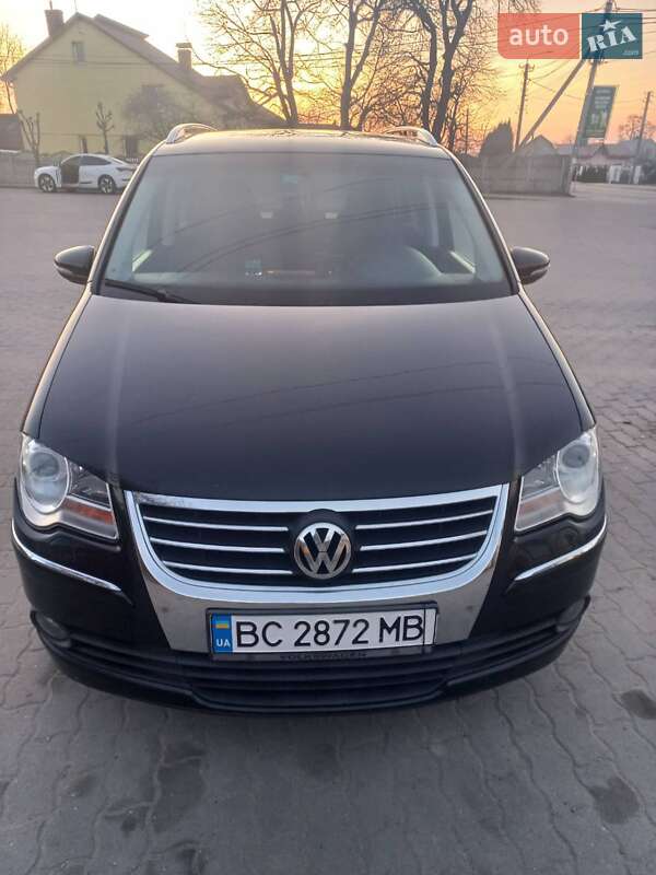 Volkswagen Touran (2009)