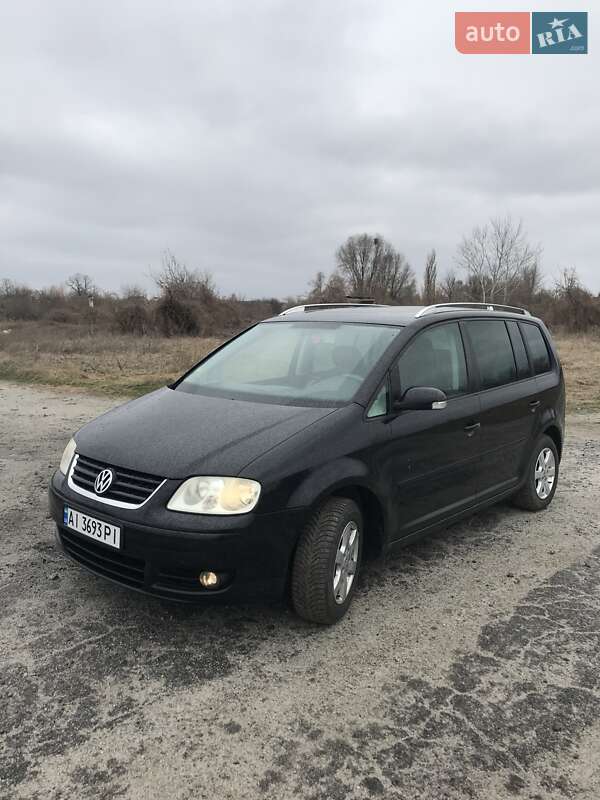 Volkswagen Touran (2003)