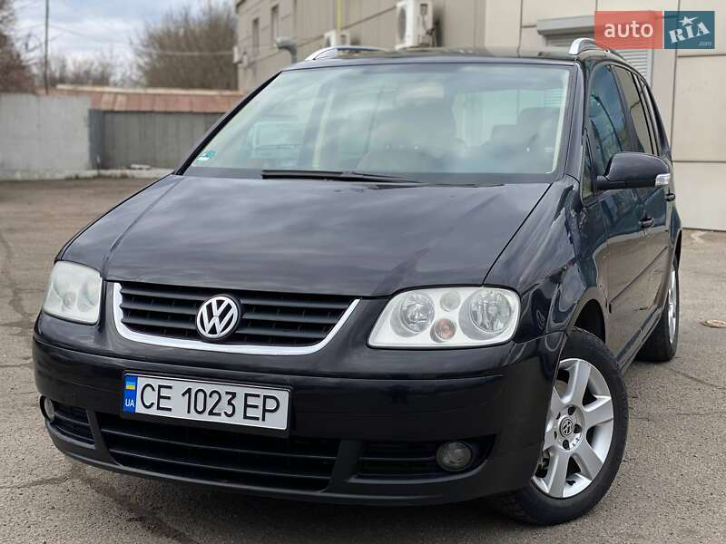Volkswagen Touran (2003)