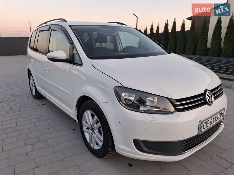 Volkswagen Touran (2012)