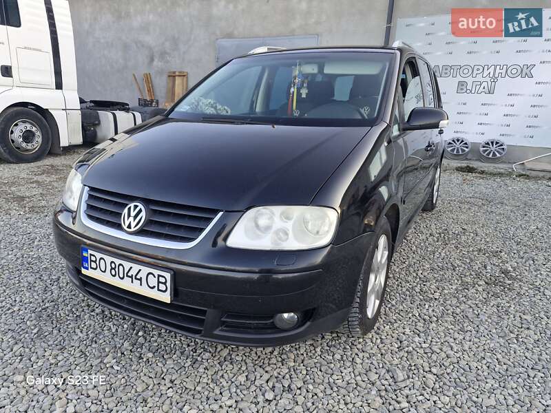 Volkswagen Touran (2004)