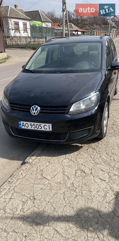 Volkswagen Touran (2010)