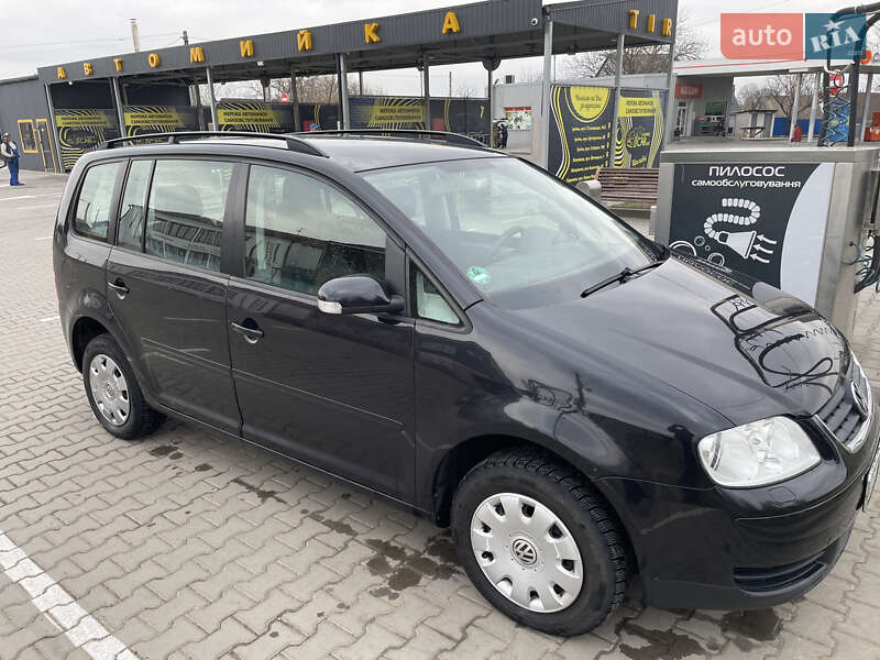 Volkswagen Touran (2004)