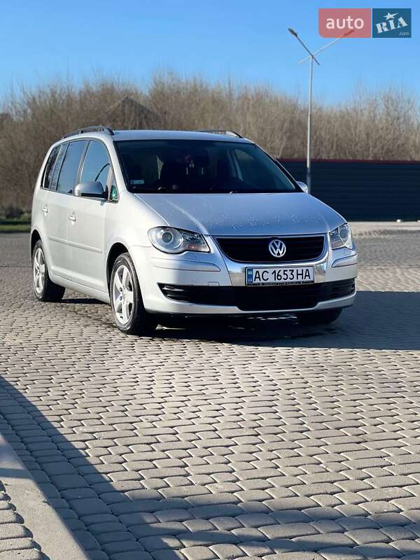 Volkswagen Touran (2007)