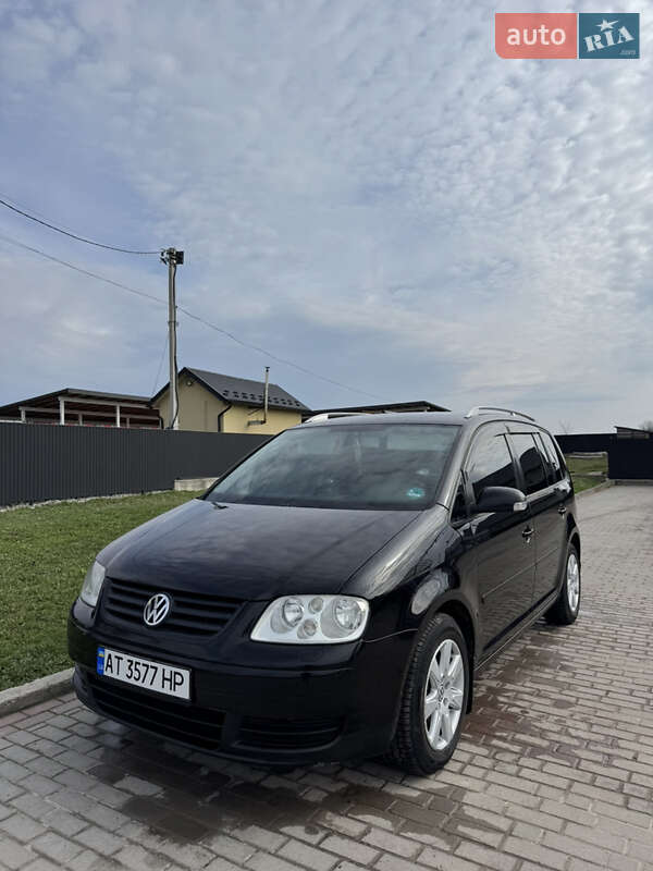 Volkswagen Touran (2004)