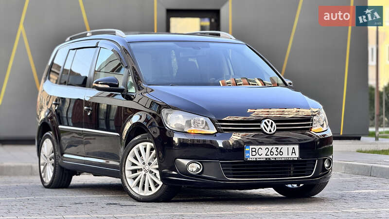 Volkswagen Touran (2012)