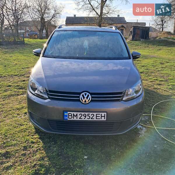 Volkswagen Touran (2012)