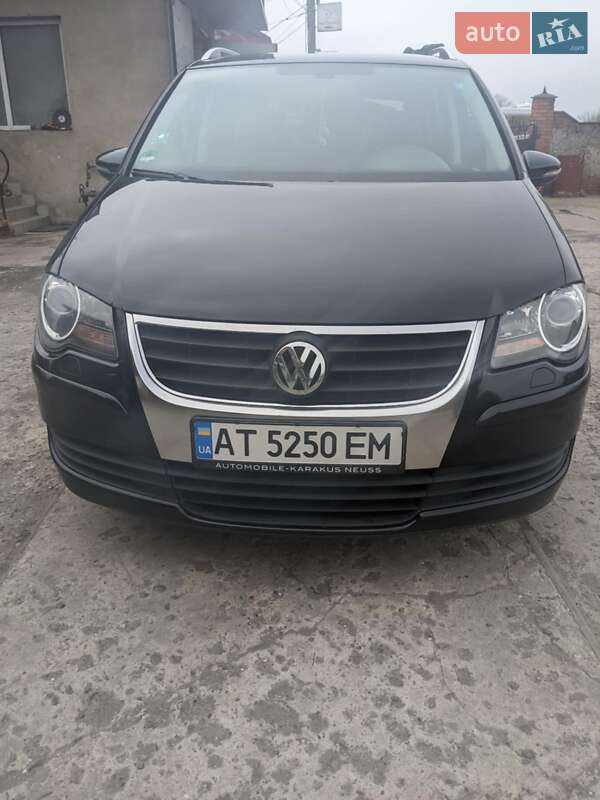 Volkswagen Touran (2009)