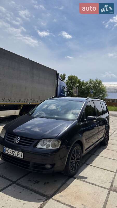 Volkswagen Touran (2003)