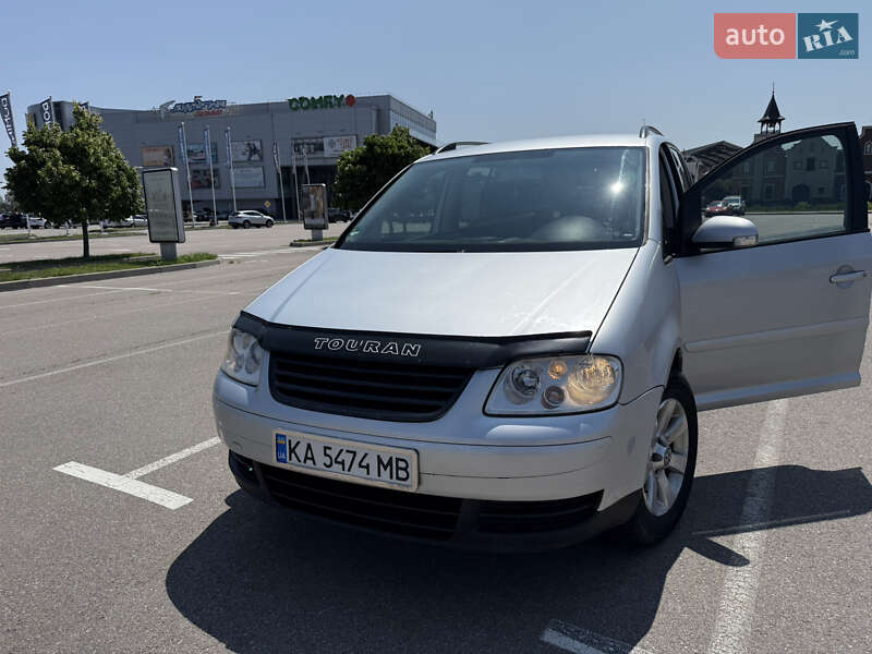 Volkswagen Touran (2004)