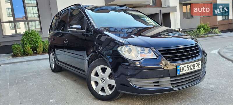 Volkswagen Touran (2009)
