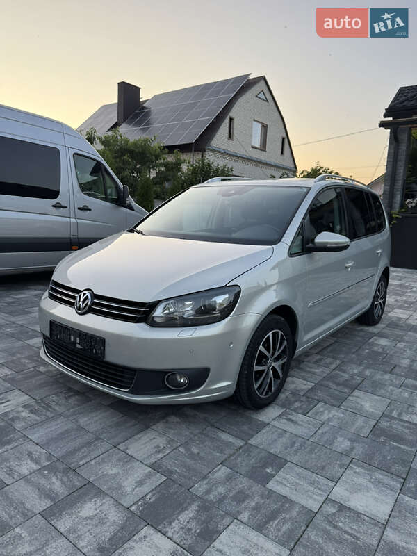 Volkswagen Touran (2013)