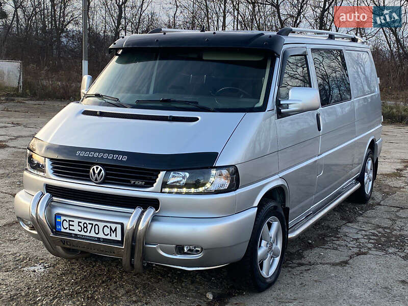 Volkswagen Caravelle (2003)