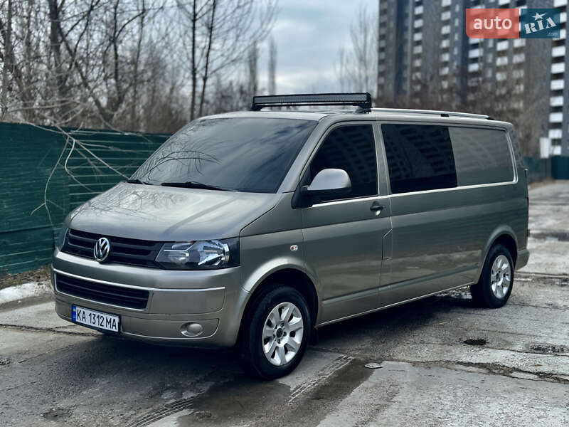 Volkswagen Transporter (2010)