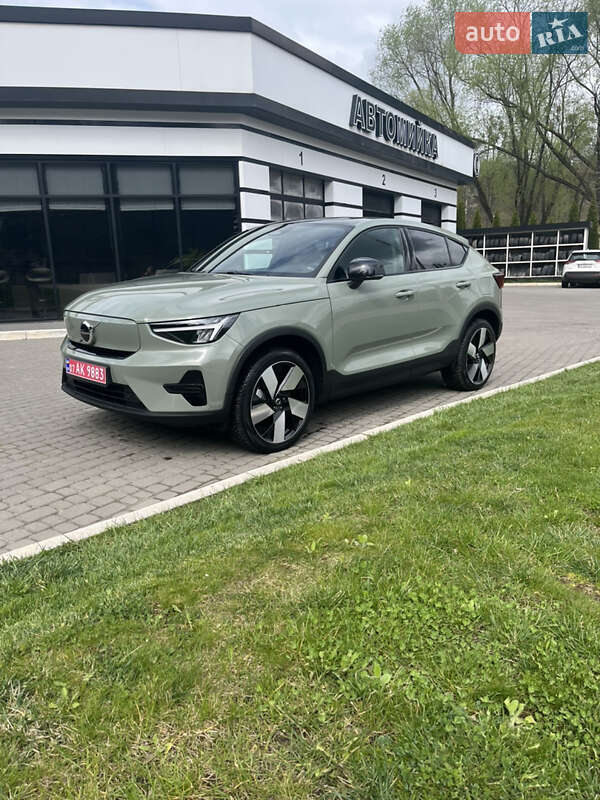 Volvo C40 (2023)