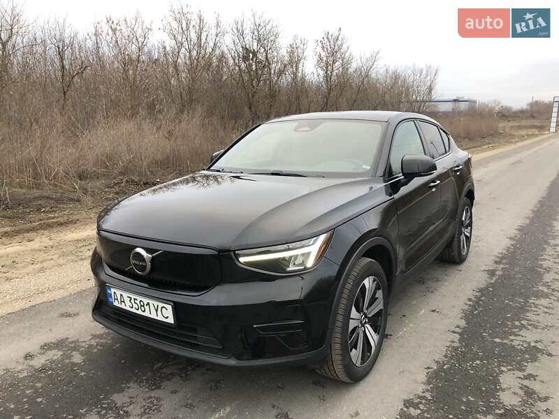 Volvo C40 recharge (2022)
