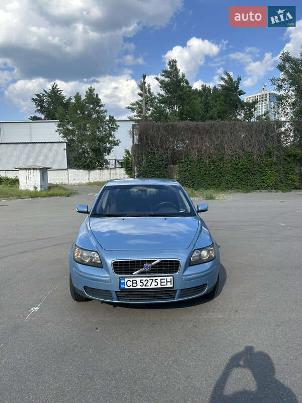 Volvo S40 (2005)