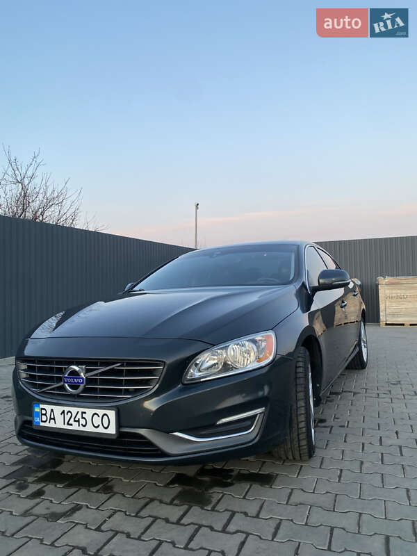 Volvo S60 (2013)