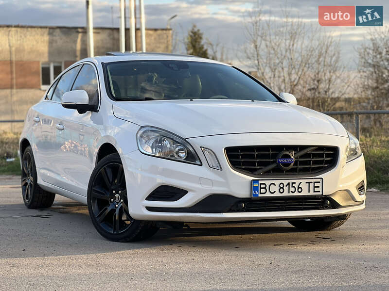 Volvo S60 (2013)