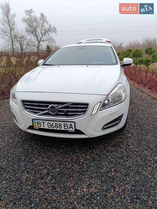 Volvo S60 (2012)