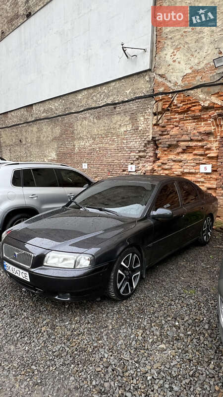 Volvo S80 (2000)
