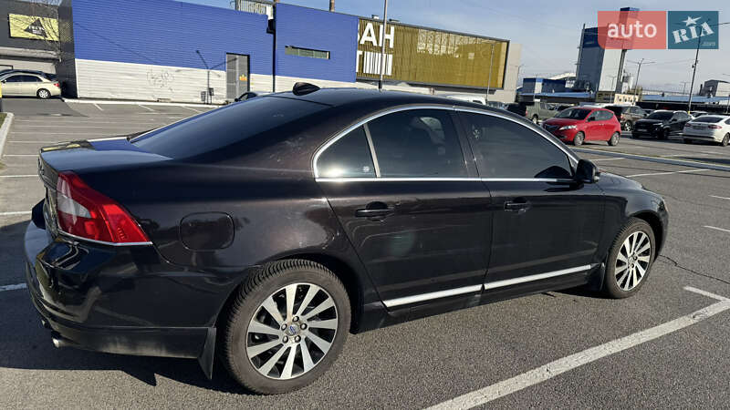 Volvo S80 (2012)