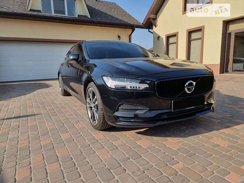 Volvo S90 (2018)
