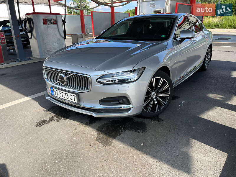 Volvo S90 (2020)