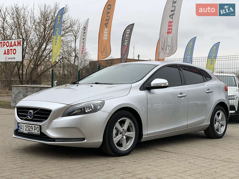 Volvo V40 (2014)