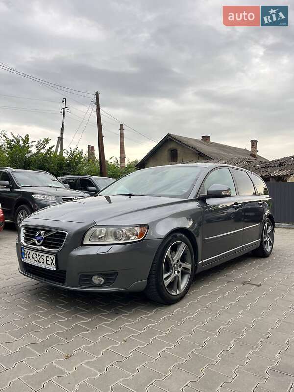 Volvo V50 (2012)