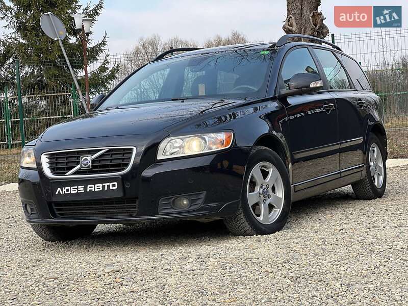 Volvo V50 (2009)