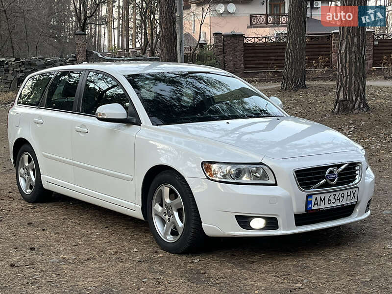 Volvo V50 (2012)