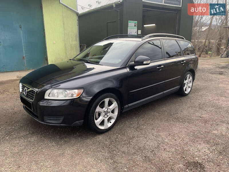Volvo V50 (2010)