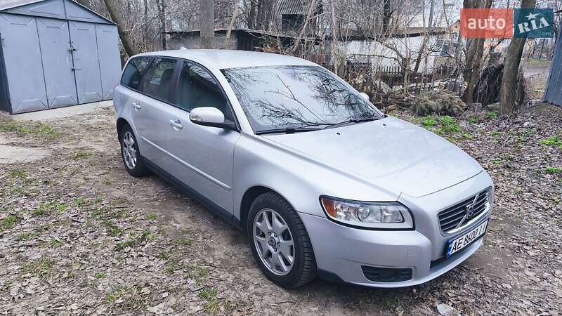 Volvo V50 (2009)
