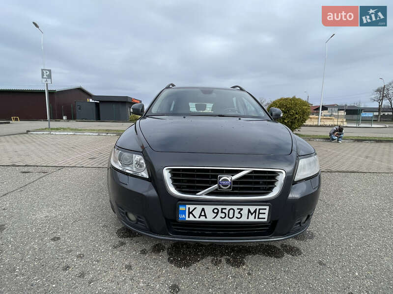 Volvo V50 (2009)