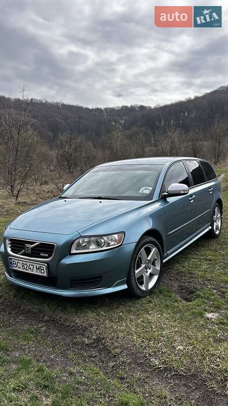 Volvo V50 (2009)