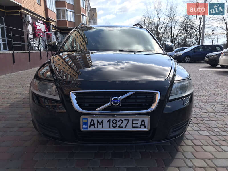 Volvo V50 (2009)