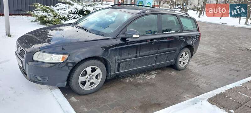 Volvo V50 (2010)