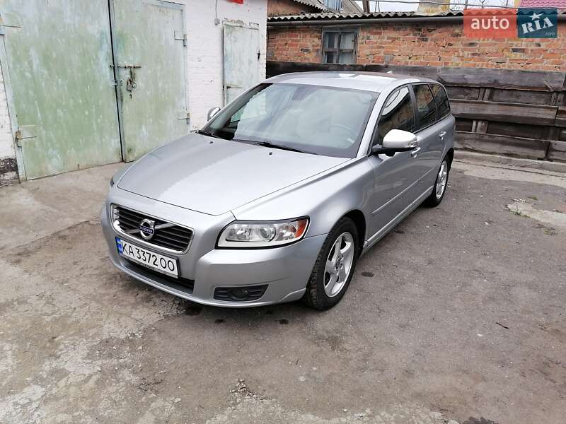 Volvo V50 (2011)