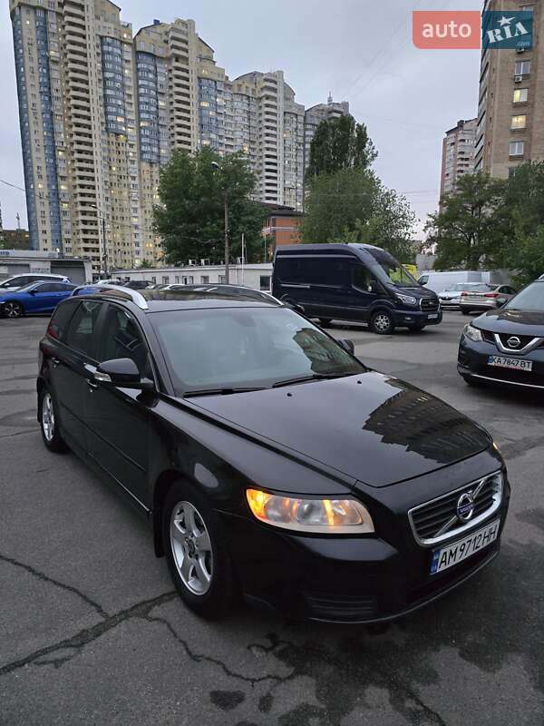 Volvo V50 (2012)